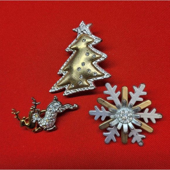 Christmas Pins/ Brooches Set of 3 Silver & Gold Reindeer, Snowflake & Christmas - Picture 3 of 10